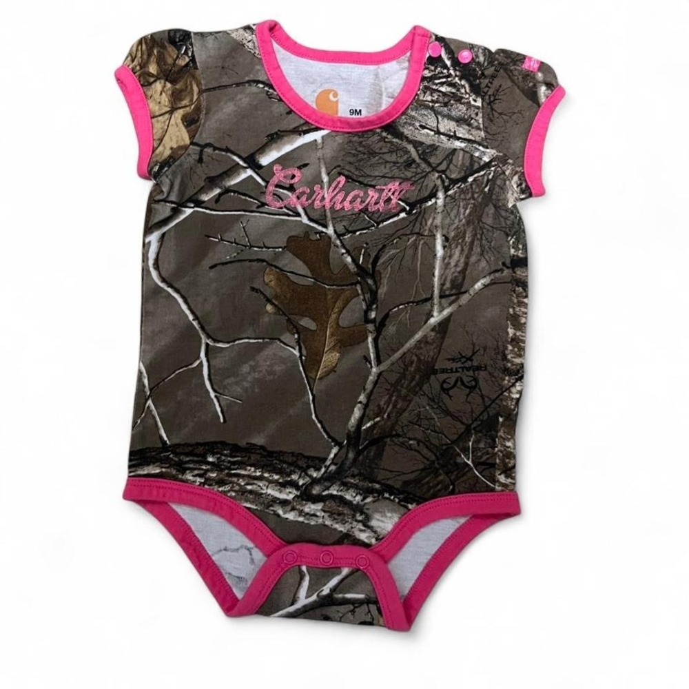 Adorable camo Carhartt onesie with pink trim 9 months